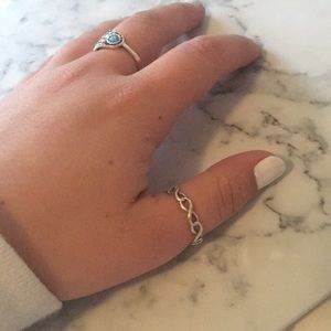 Tiffany & co Infiniti ring